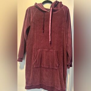 VENUS Maroon Hooded Dress